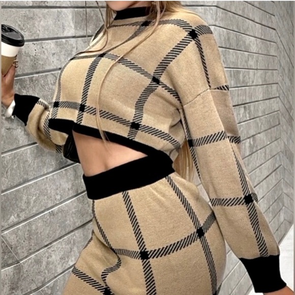 FALL TIME Sweater and Skirt Set Knitwear - Picture 4 of 17